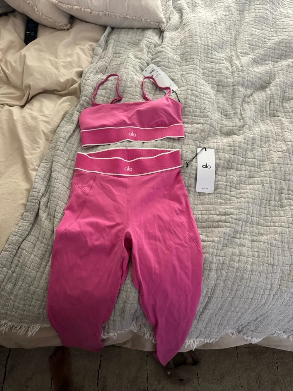 ALO Yoga Paradise Pink Two-Piece Active Set